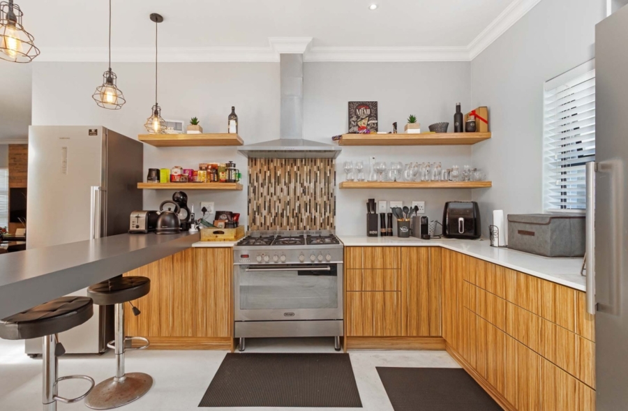 3 Bedroom Property for Sale in Parklands North Western Cape